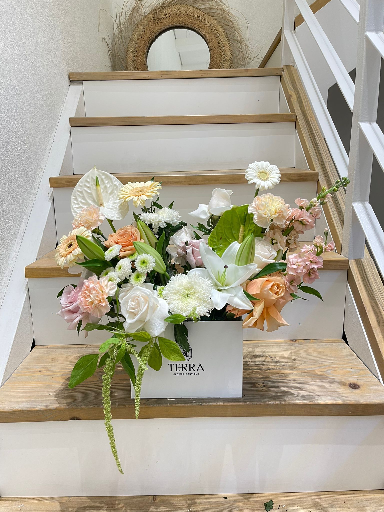 Terra Acrylic Small 11