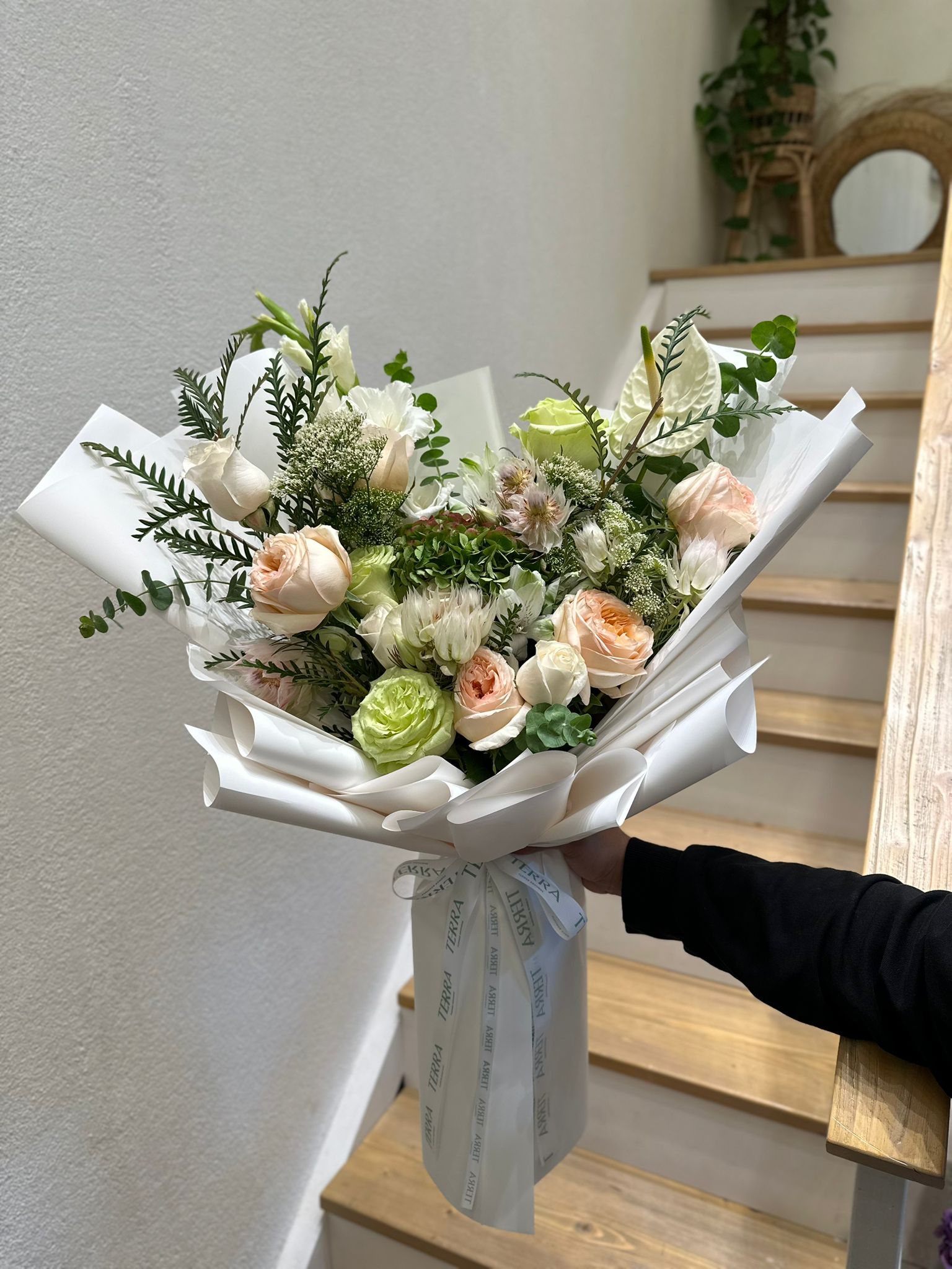 Hand Bouquet 5